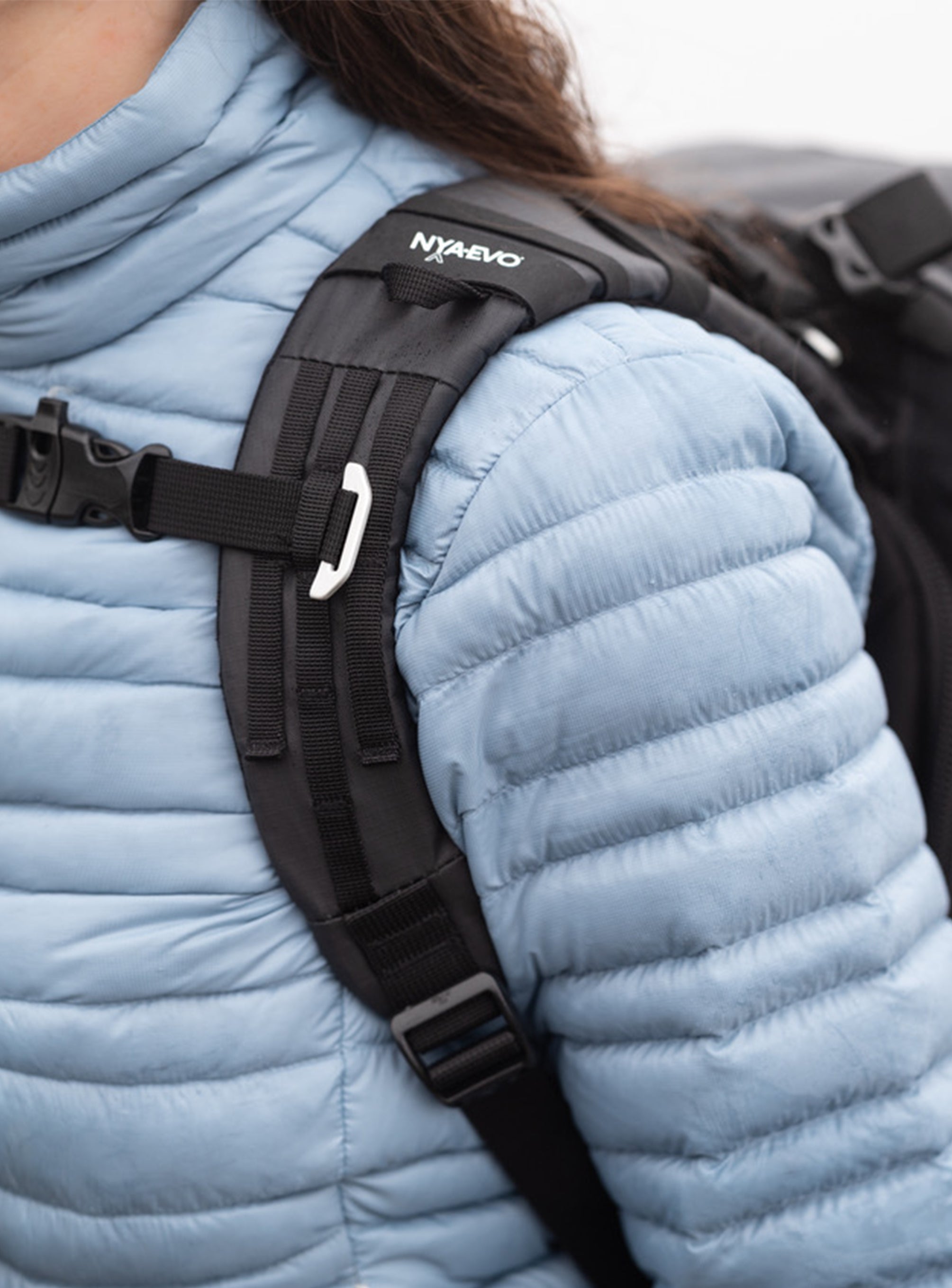 Curved Shoulder Straps